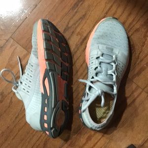 Under armour speed form Europa shoes 10.5